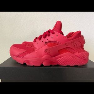 Nike Air Huarache triple red